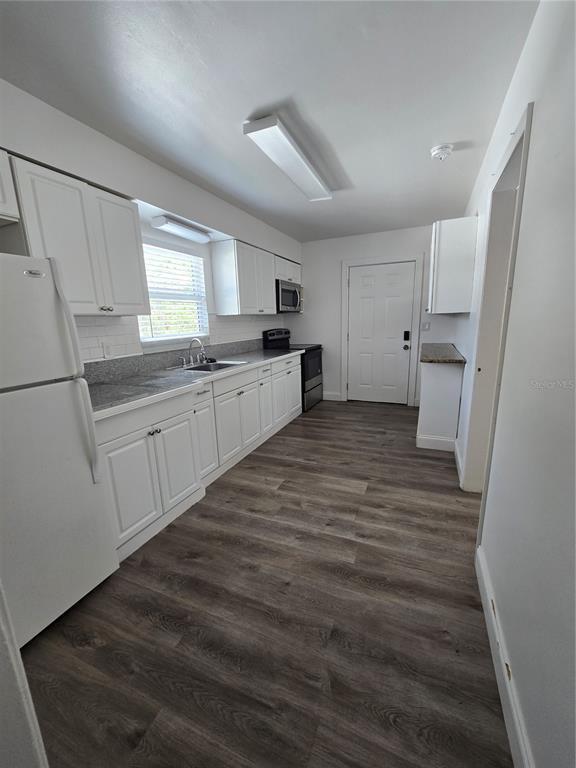 Building Photo - 4919 S Renellie Dr