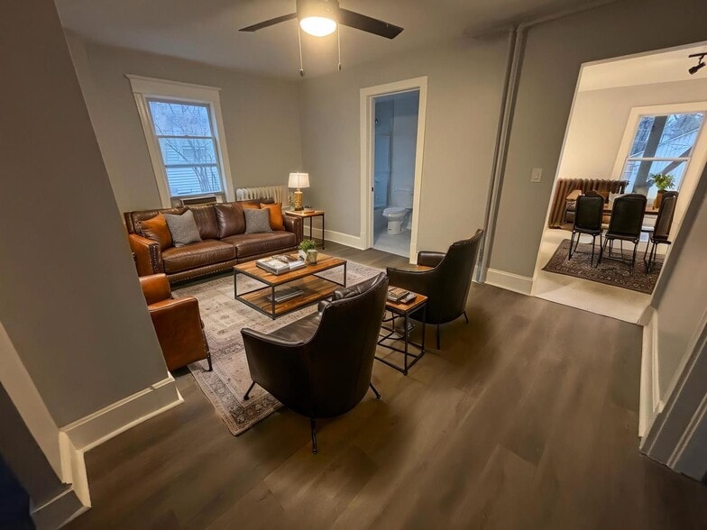 Living Room 2 - 956 Chestnut St
