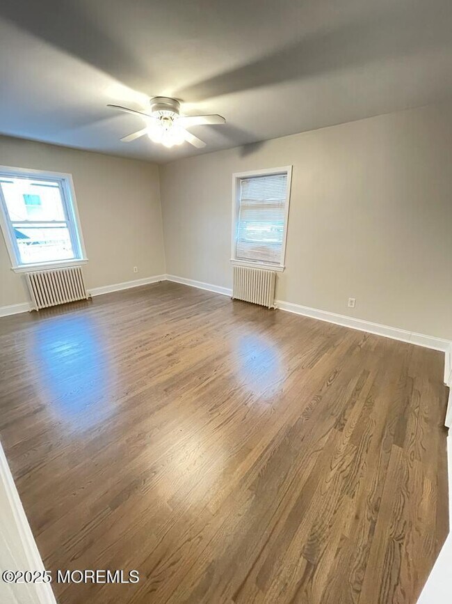 Building Photo - 286 Cleveland Ave