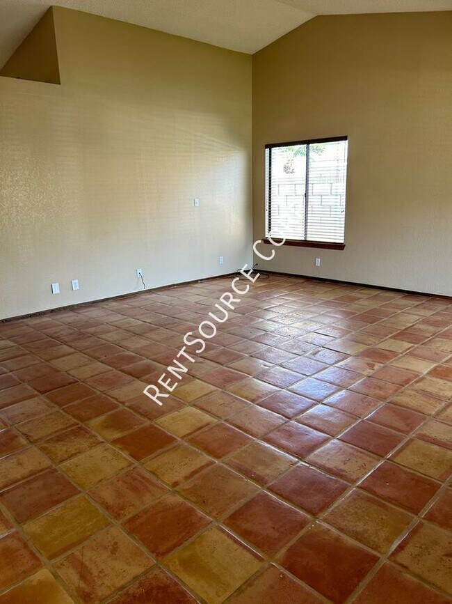 Building Photo - 4663 Cocina Ln