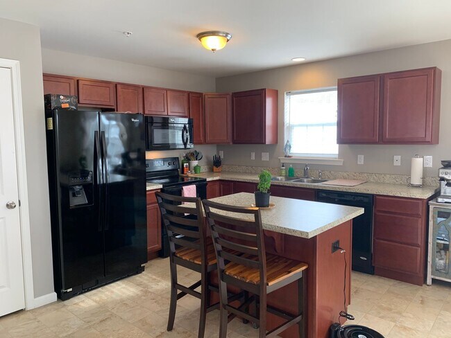 Building Photo - 346 Weatherstone Dr