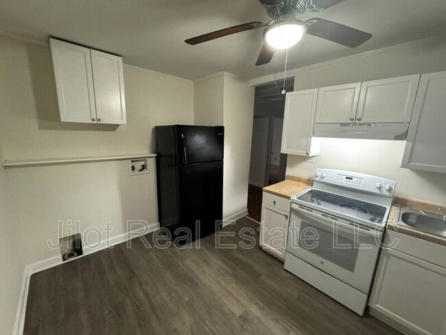 Building Photo - 3284 Wheeler St