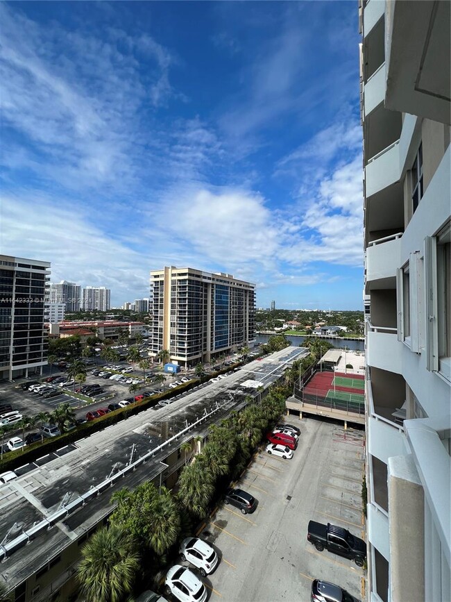 Building Photo - 1985 S Ocean Dr