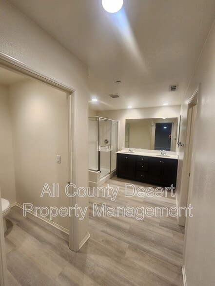 Building Photo - 44801 Beringer Dr