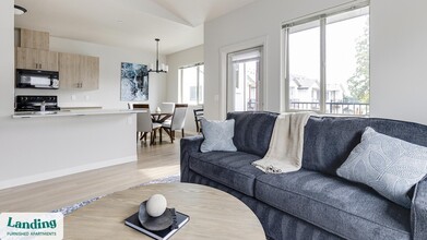 Building Photo - 2145 Molalla Rd