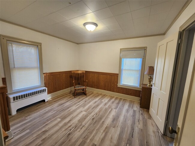 Building Photo - 40 Murray St