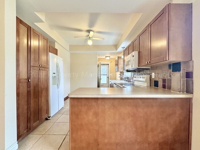 Building Photo - 4 Bedrooms, Endless Charm and Steps from D...