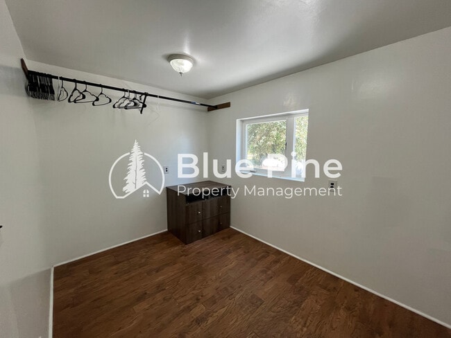 Building Photo - 11788 E 129 N