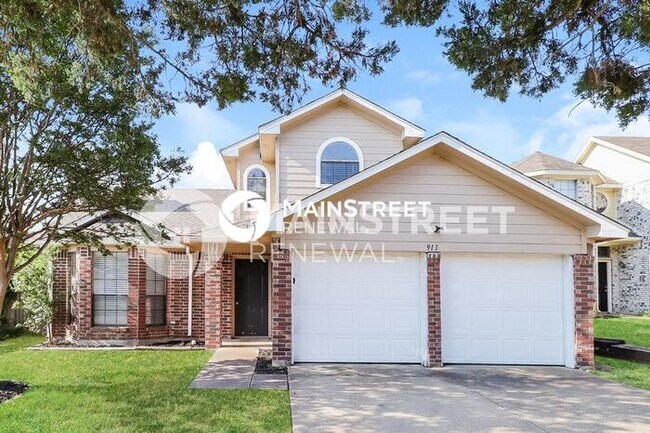 Primary Photo - 3 Bedroom Pet-Friendly Home in Cedar Hill,...