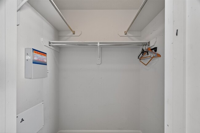 Building Photo - 602 Field Run Ct