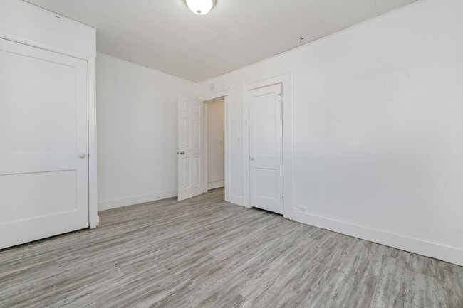 Building Photo - 809 S Mississippi St