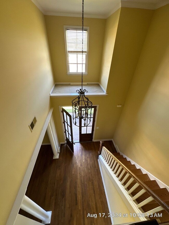 Building Photo - 10135 Ridgewood Oak Dr