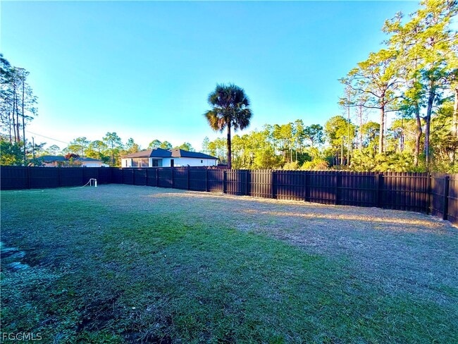 Building Photo - 312 Rosanna Ave