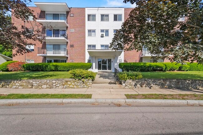Primary Photo - 260 Tremont St