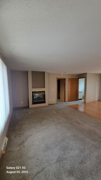 Building Photo - 4306 E Jelinek Ave