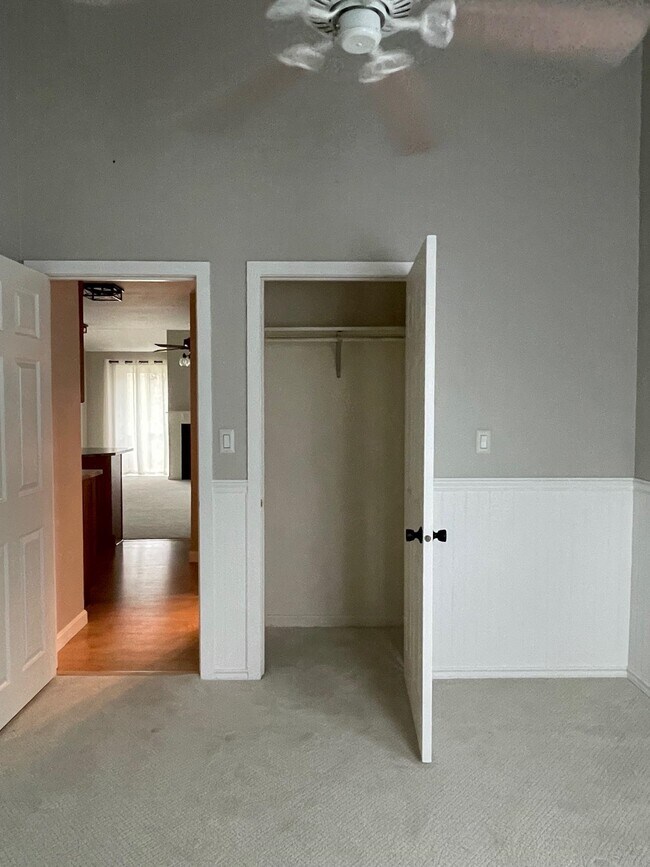 Building Photo - 501 Bean Hill Rd