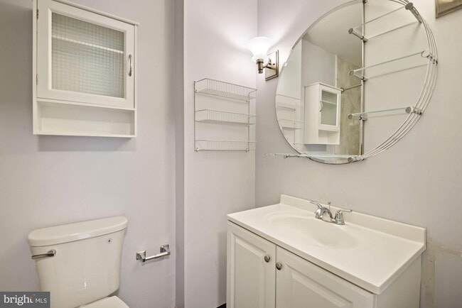Building Photo - 10400 Parthenon Ct