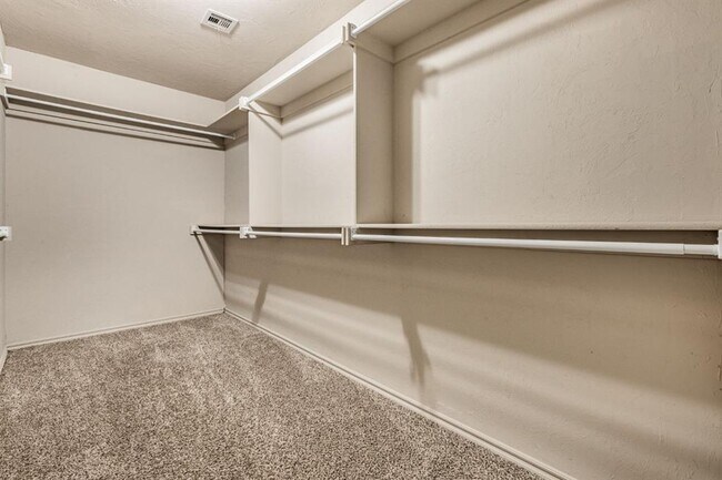Building Photo - 2209 SW 137th Pl