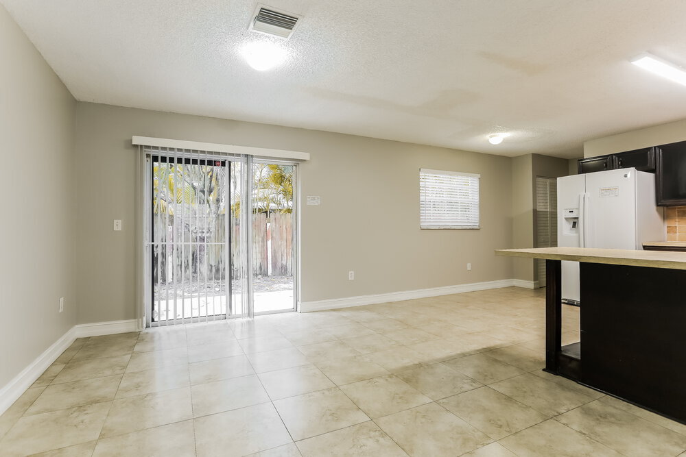 Building Photo - 40 NW 110th Ave