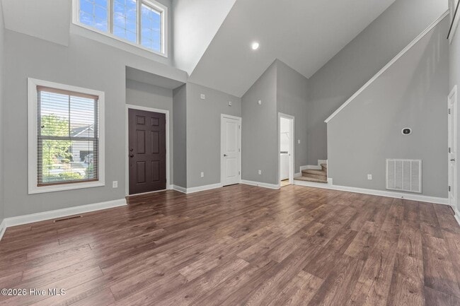 Building Photo - 108 Cypress Cir