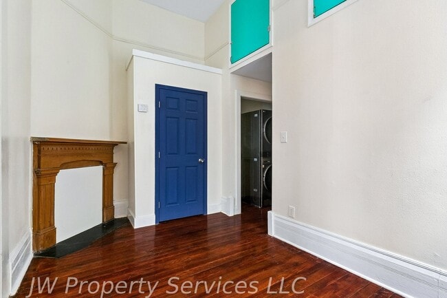 Building Photo - 5225 Magazine St