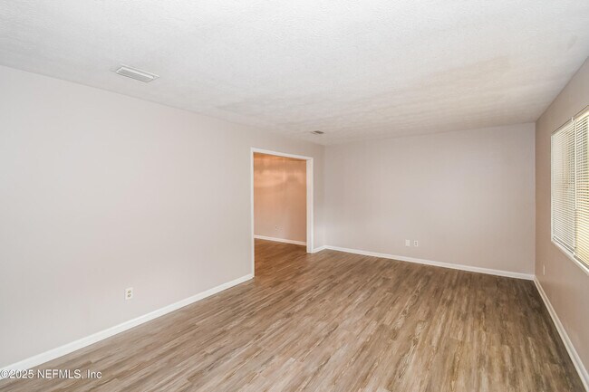 Building Photo - 7603 Quitina Dr
