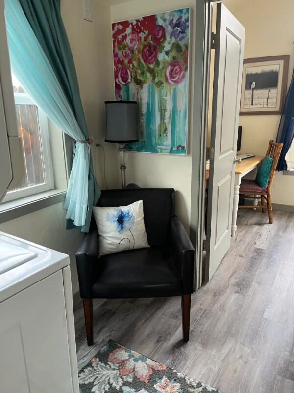 Building Photo - 1328 W Pikes Peak Ave