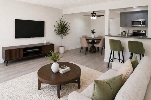 Building Photo - 260 E Beverly Blvd