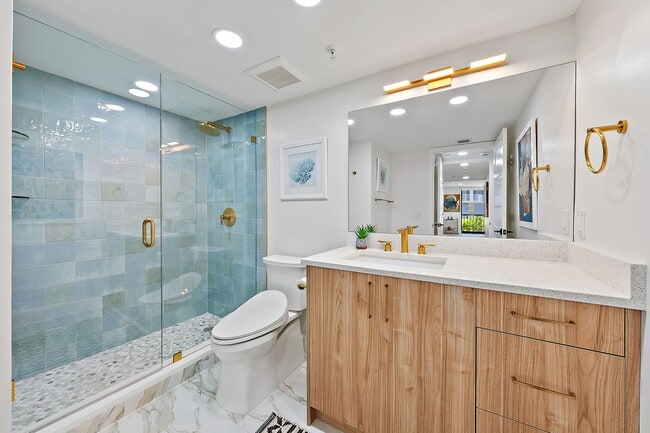 Building Photo - 3390 S Ocean Blvd