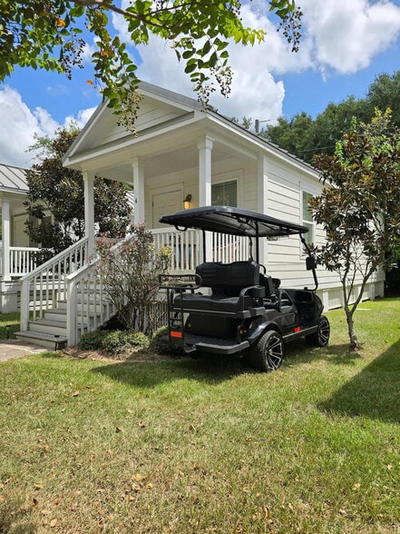 Building Photo - 1911 Government St