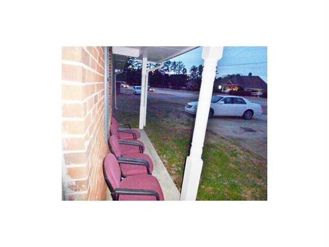 Building Photo - 181 Paper Mill Rd