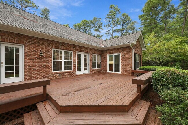 Building Photo - 51 McMichael Dr