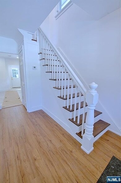 Building Photo - 16 Clarke St