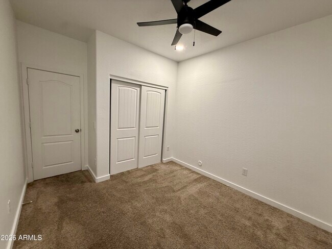 Building Photo - 15238 W Custer Ln