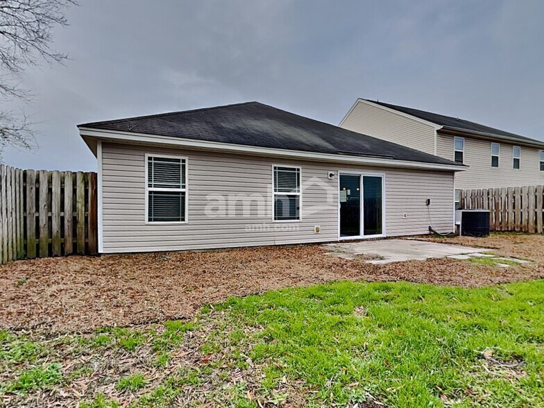 Building Photo - 58 Old Mill Rd