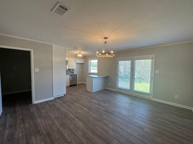 Building Photo - Prattville Redo!