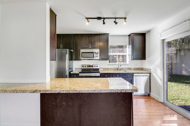 Building Photo - 6264 Allen St