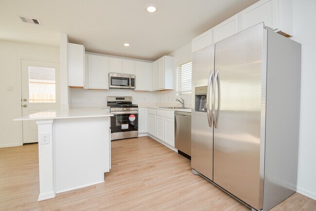 Building Photo - 26811 Urraca Dr