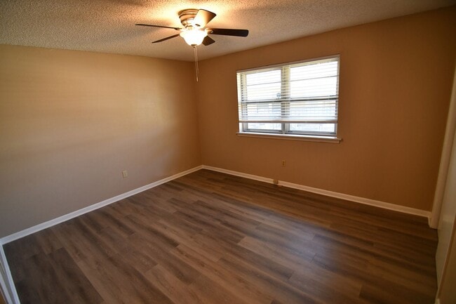 Building Photo - Location! Location!  Newly updated, 4 bedroom, 2 bath home near Perkins & Essens