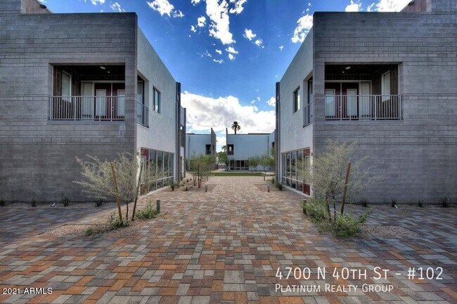 Primary Photo - 4700 N 40th St
