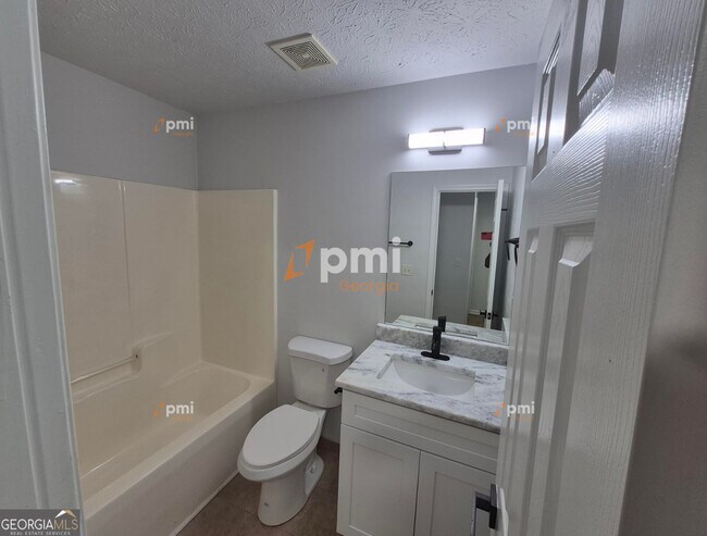 Building Photo - 304 Klinetop Dr