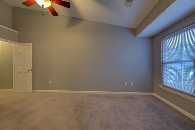 Building Photo - 3283 Hidden Cove Cir NW