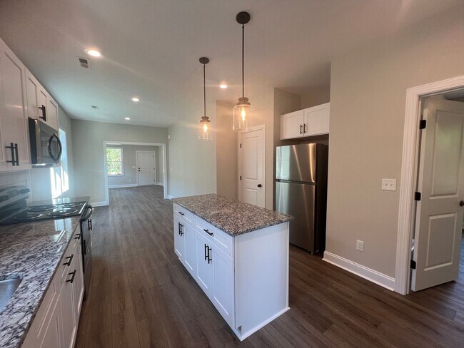 Building Photo - New Construction 3 Bedroom Home