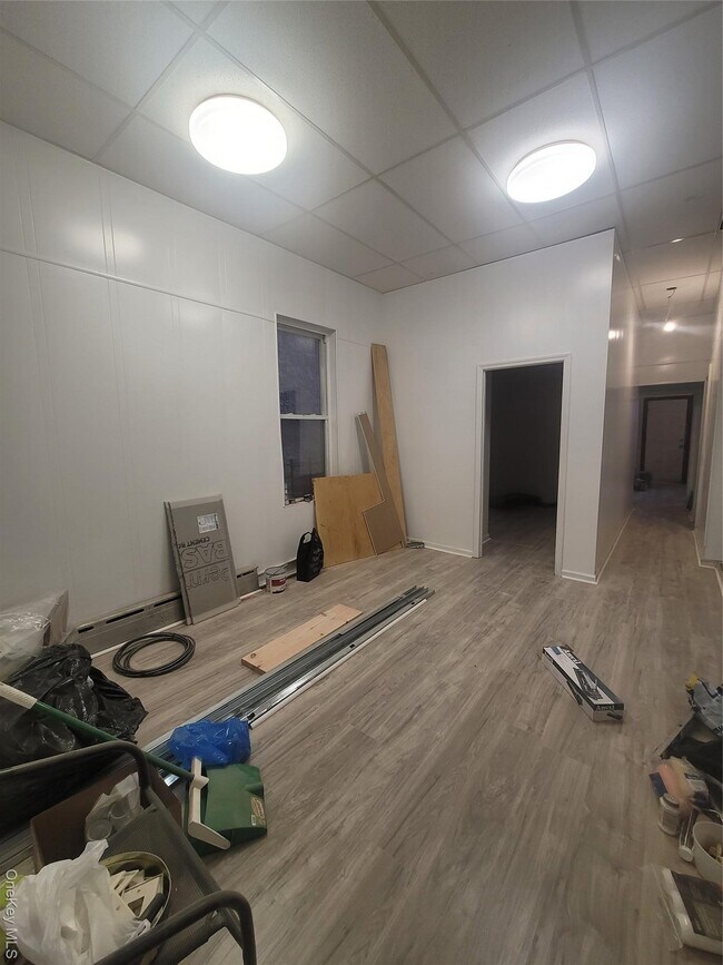 Building Photo - 3553 Holland Ave