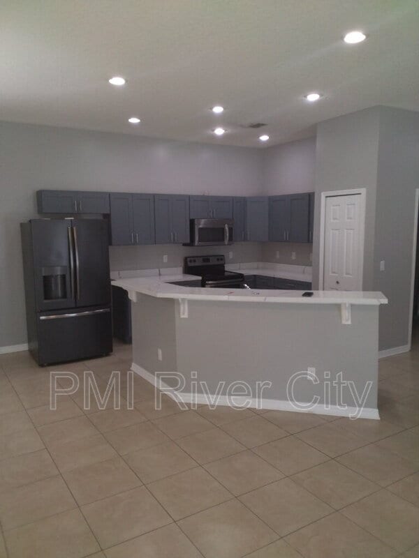 Building Photo - 818 Filmore Ln