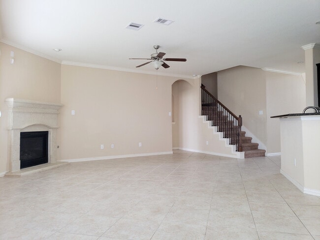 Building Photo - 8818 Cornina Dr