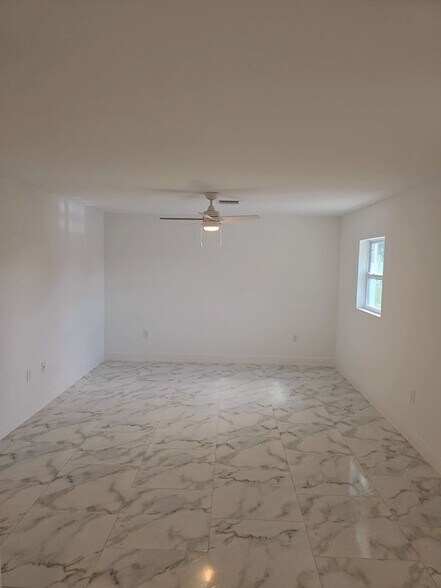 Building Photo - 2775 Market St