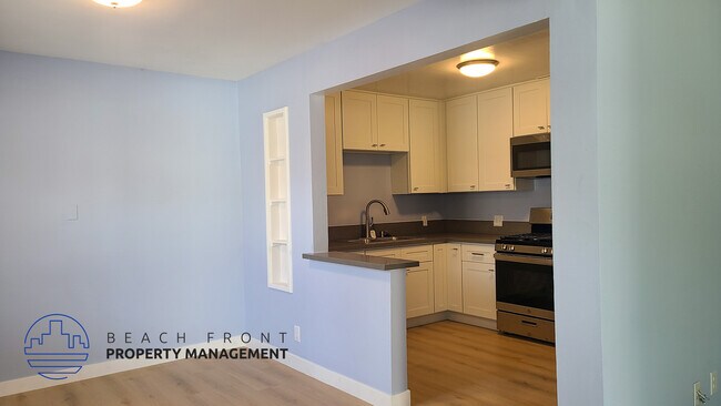 Building Photo - 1534-1548 W. 20th St.