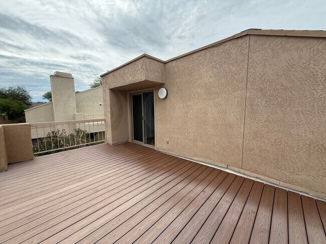 Building Photo - 3160 N Brittlebush Ln