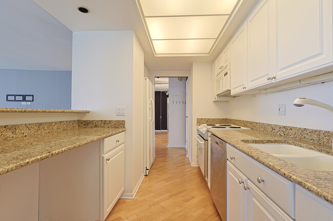 Building Photo - 155 N Harbor Dr